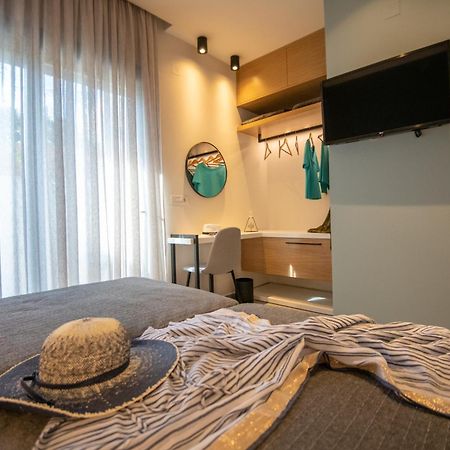 Lenico Seafront Villa Agia Pelagia  Buitenkant foto